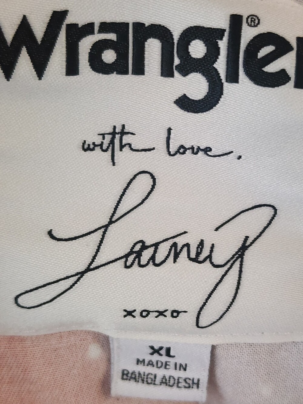 🌈 Wrangler x Lainey Wilson Rainbow Bandana Snap Shirt — Size XL - Picture 7 of 10